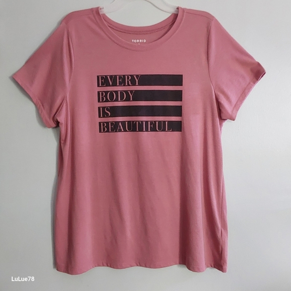 Torrid Pink Graphic Tee - 'Everybody is Beautiful' Size 2 - Picture 2 of 12